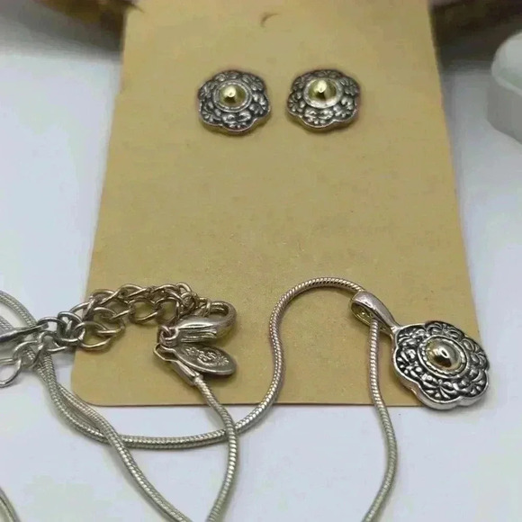 Premier Designs floral button Marcasite Earrings 20" necklace set silvertone EUC - Picture 2 of 5